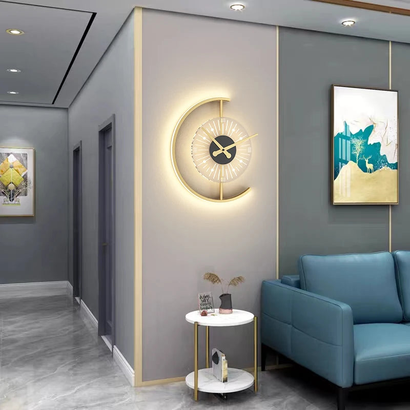 GoDesign CLOCK DECOR ART PIECE