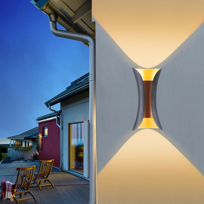 GoDesign OUTDOOR PORCH WALL LAMPS