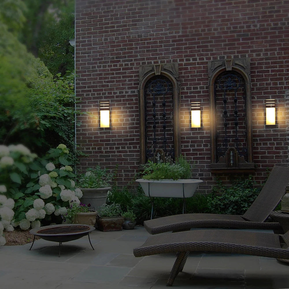 GoDesign OUTDOOR GARDEN WALL LAMPS