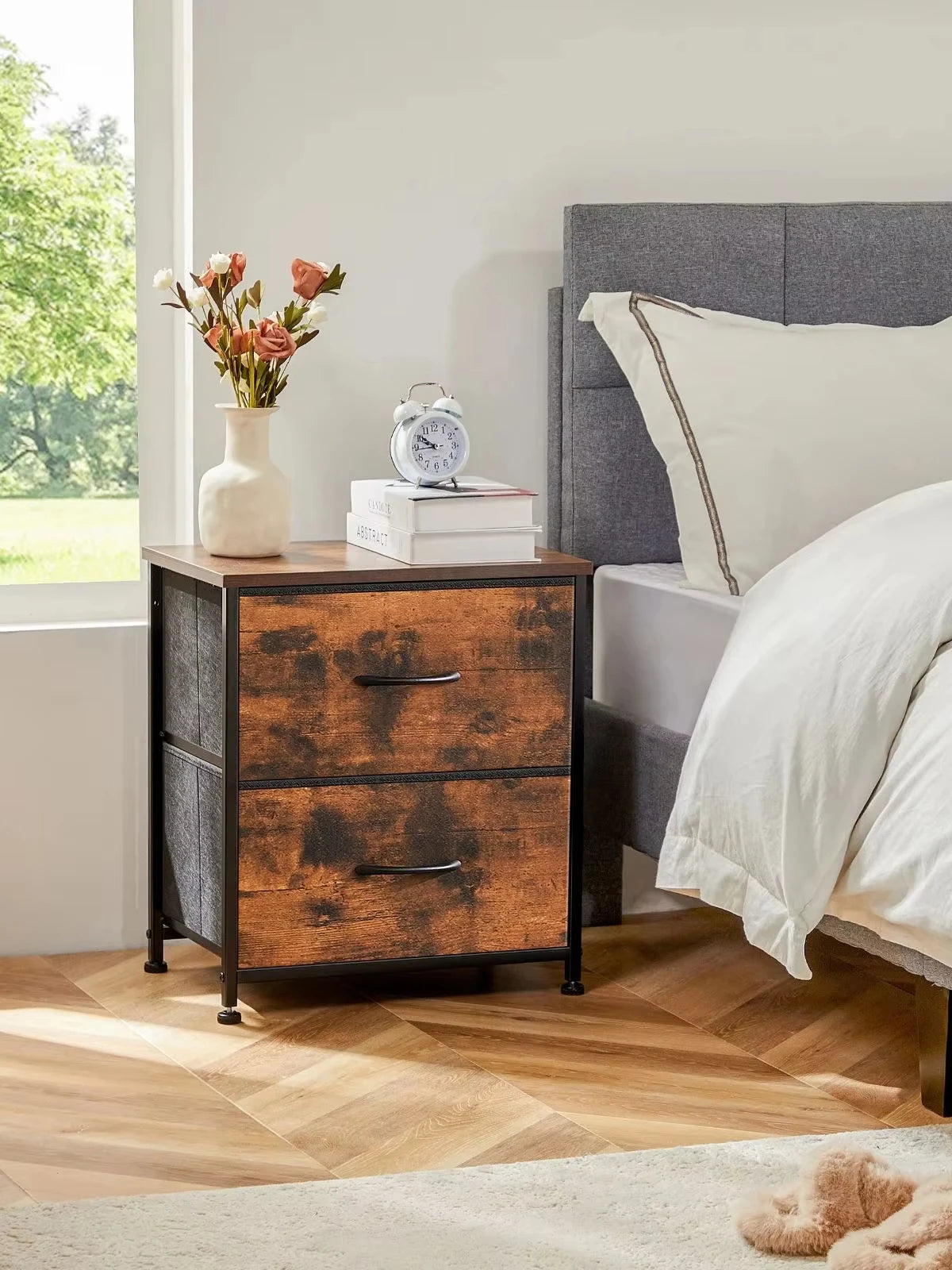 GoDesign CHEST DRAWER BEDSIDE TABLE