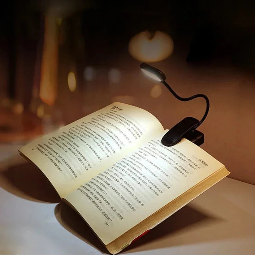 GoDesign CLIP-ON DESK LAMP