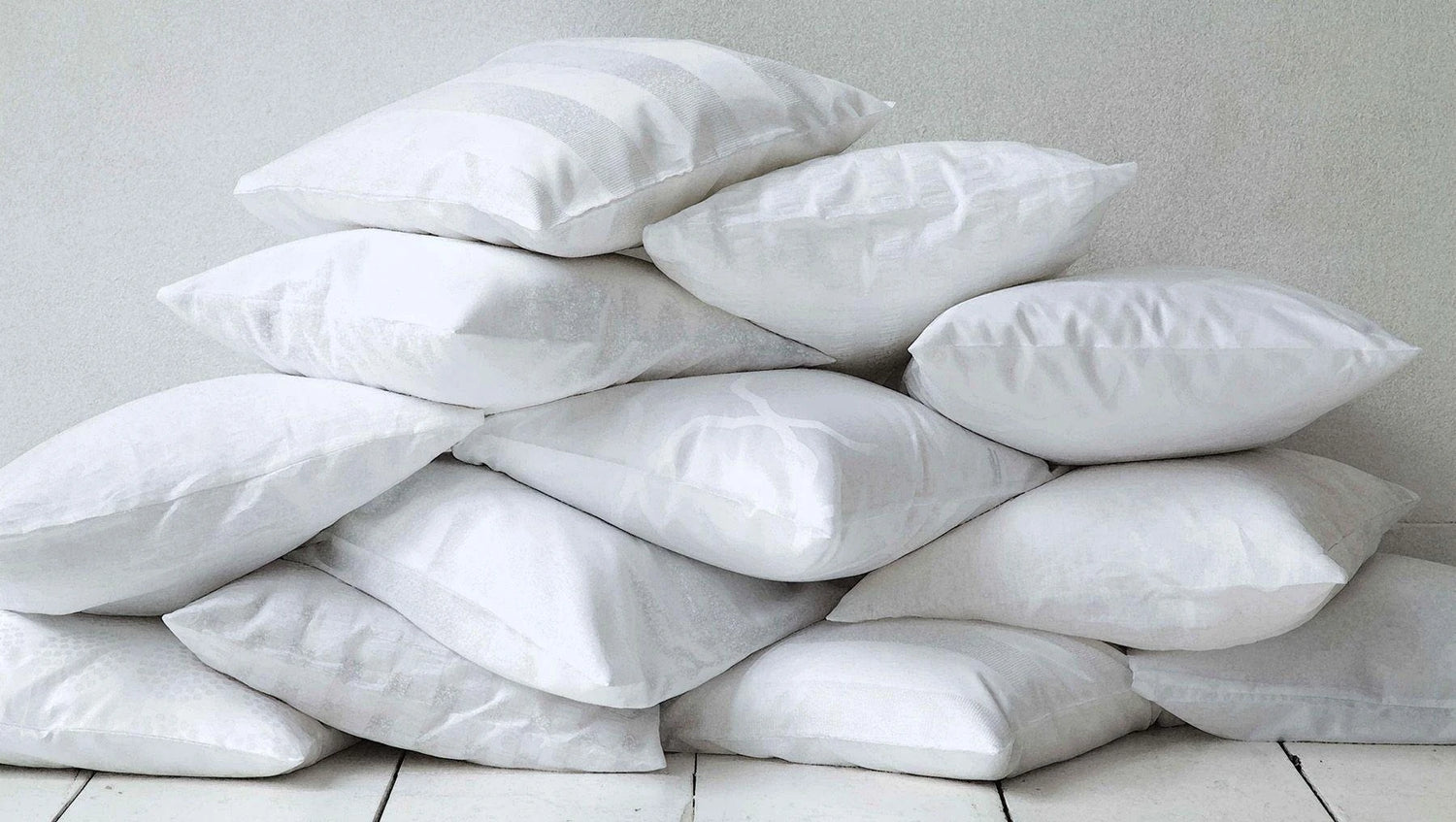 THROW PILLOWS