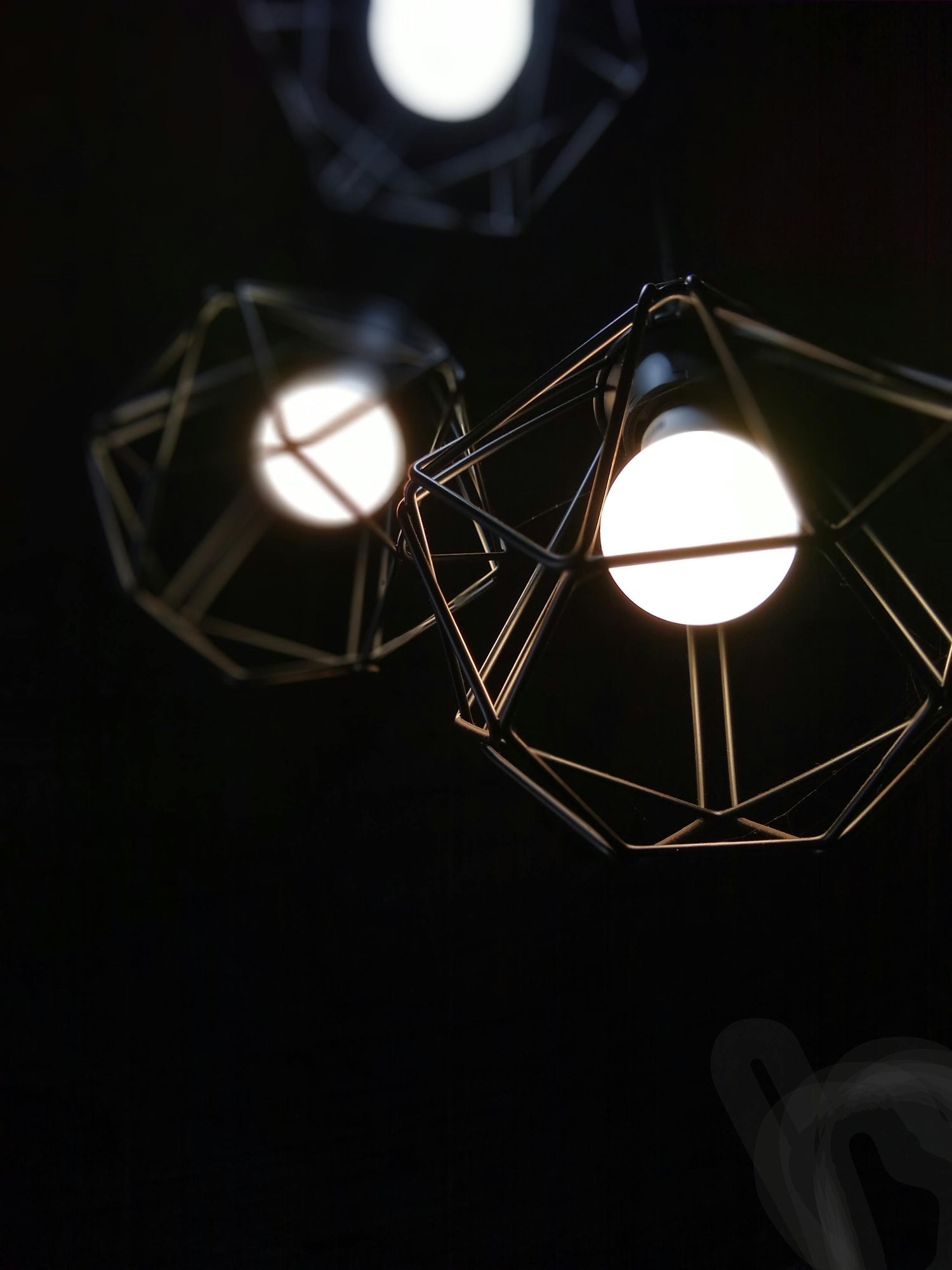 WALL/CEILLING LIGHTS