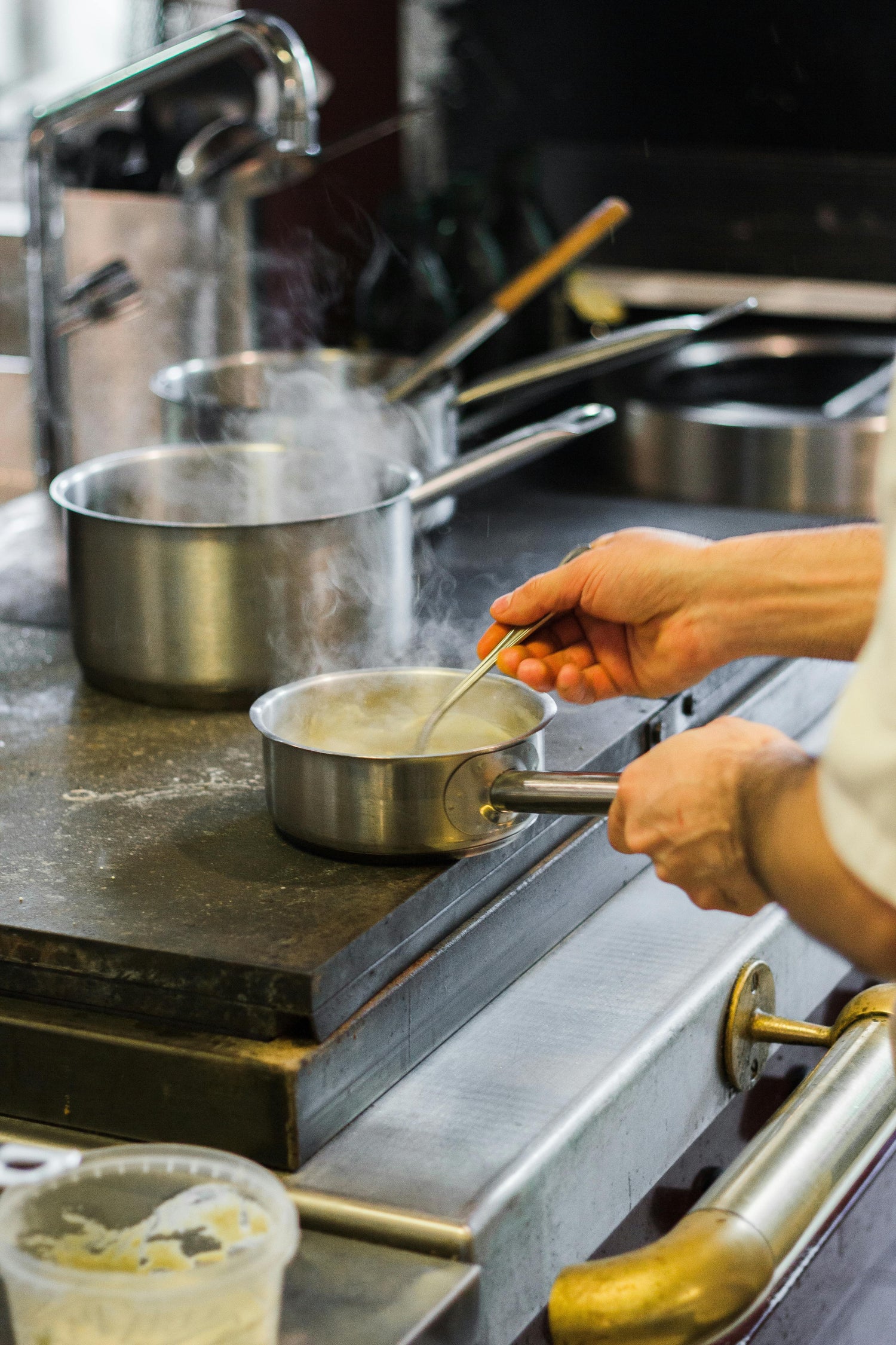 COOKWARE/BAKEWARE