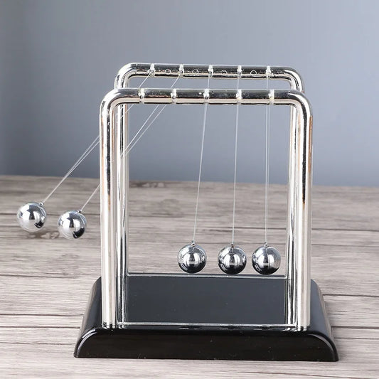 GoDesign DECORATIVE NEWTON'S CRADLE